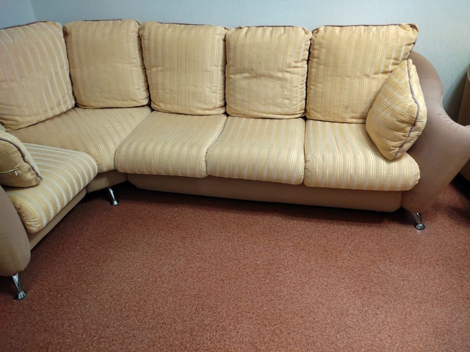 Раскладной диван с креслом