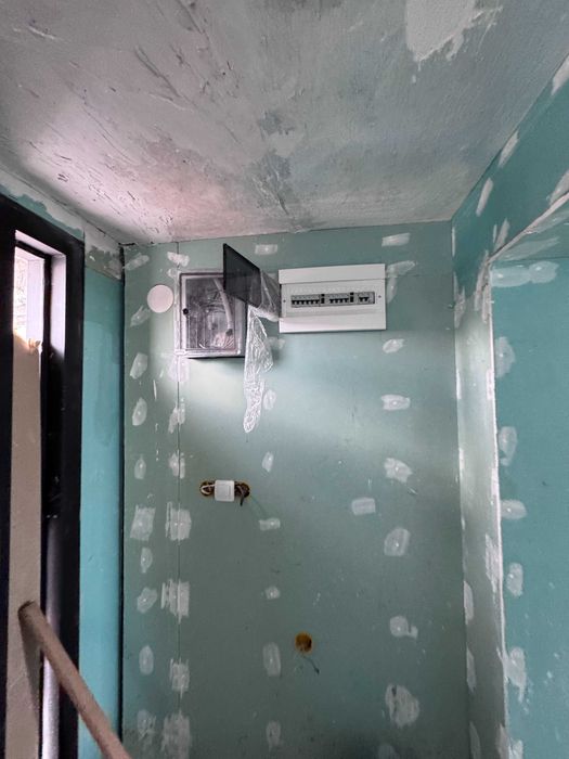 Продава се Къща в Пловдив, Център - 150 кв.м за 1300 €/кв.м - Снимка #15