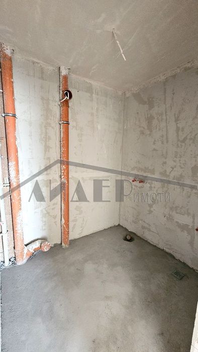 Продава се Тристаен апартамент в Пловдив, Христо Смирненски - 124 кв.м за 1540 €/кв.м - Снимка #11