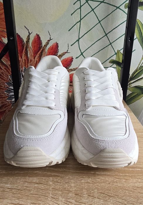 Нови оригинални маратонки PINKO