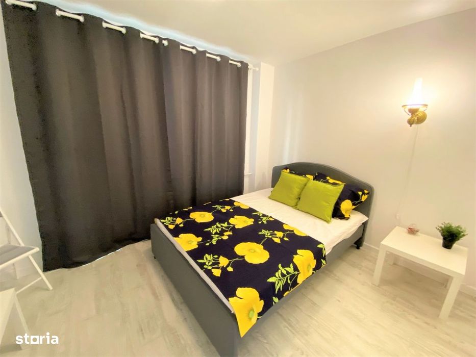 3 camere/ Sos.Stefan cel Mare Nr 1