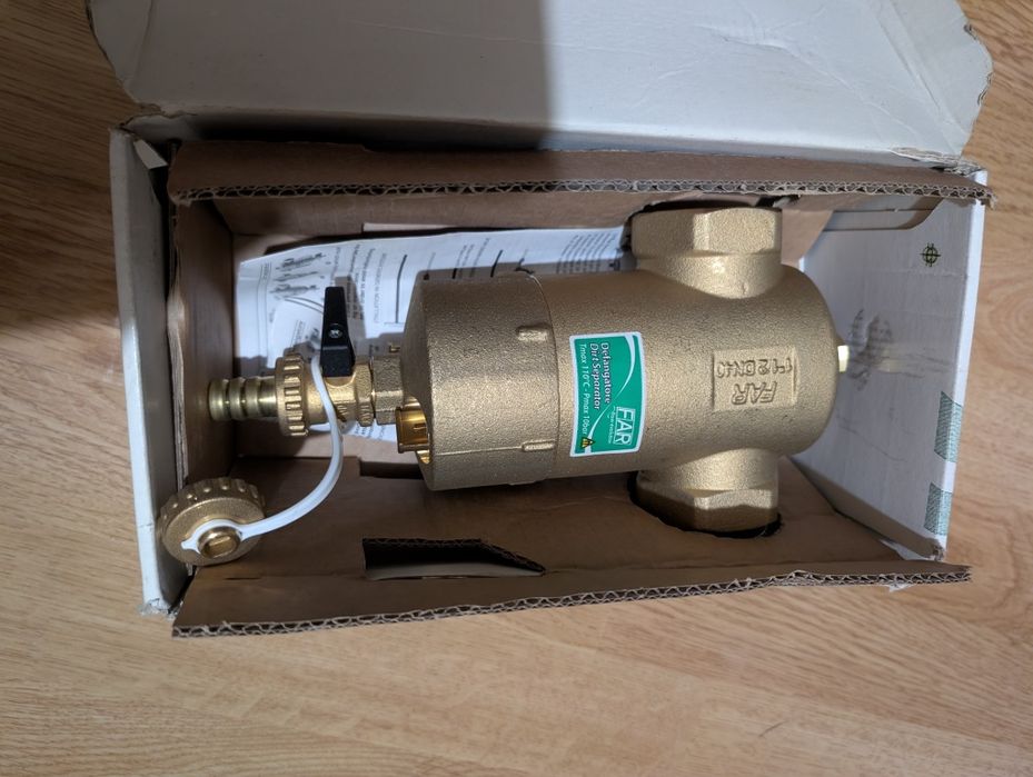 Separator de nămol și impurități FAR 1"1/2 (model 2205 112) – NOU, la cutie