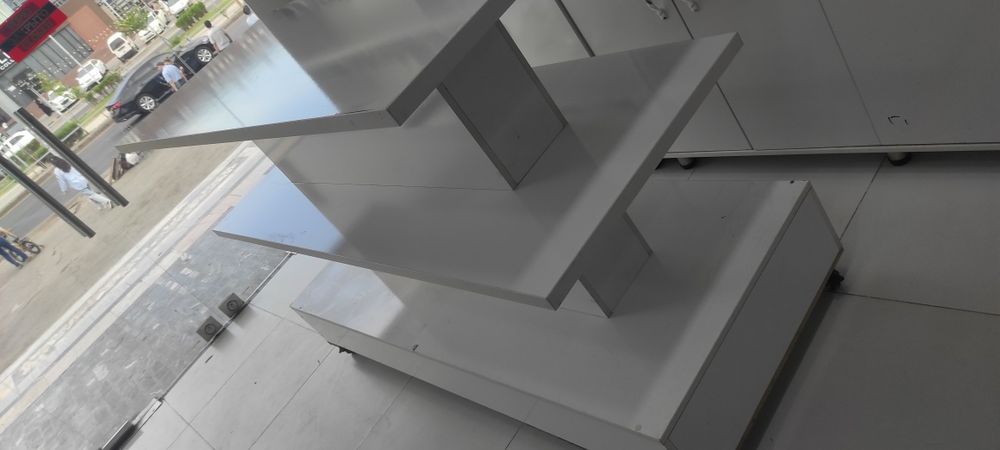 Витрина полка и шкаф. Б/у