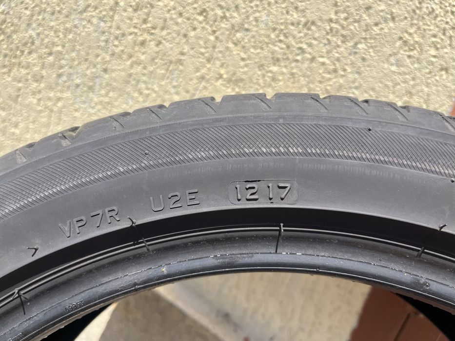 2 бр. летни гуми 225/45/17 Dayton DOT 1217 4 mm