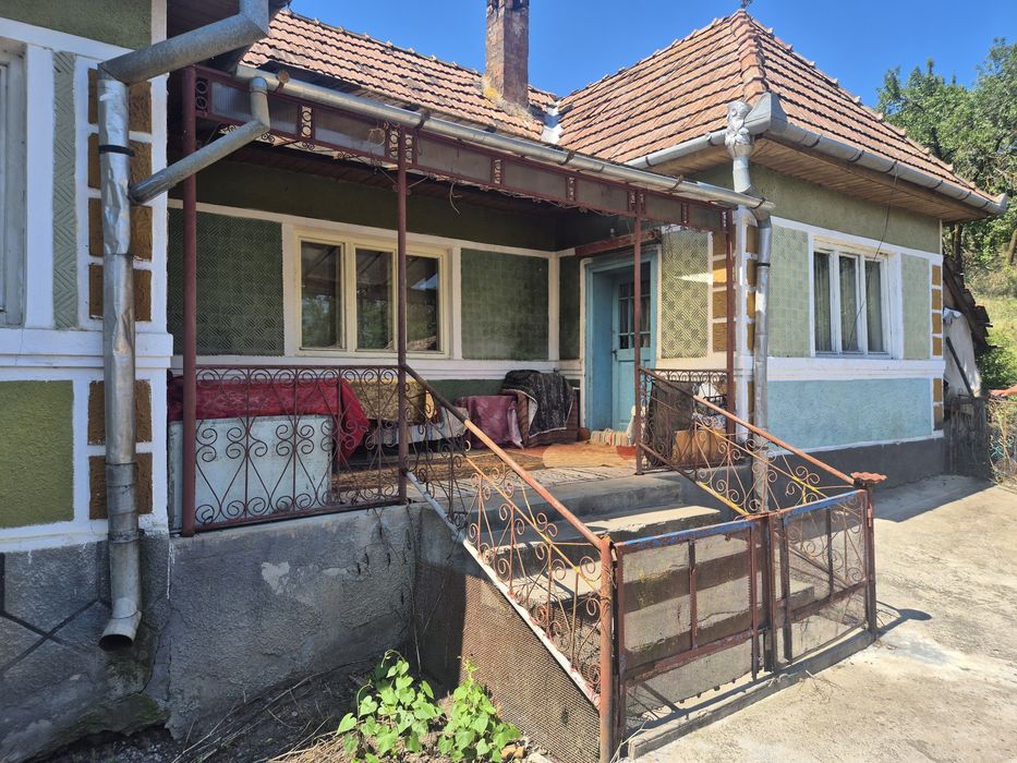 Casa de vanzare com.Cozma