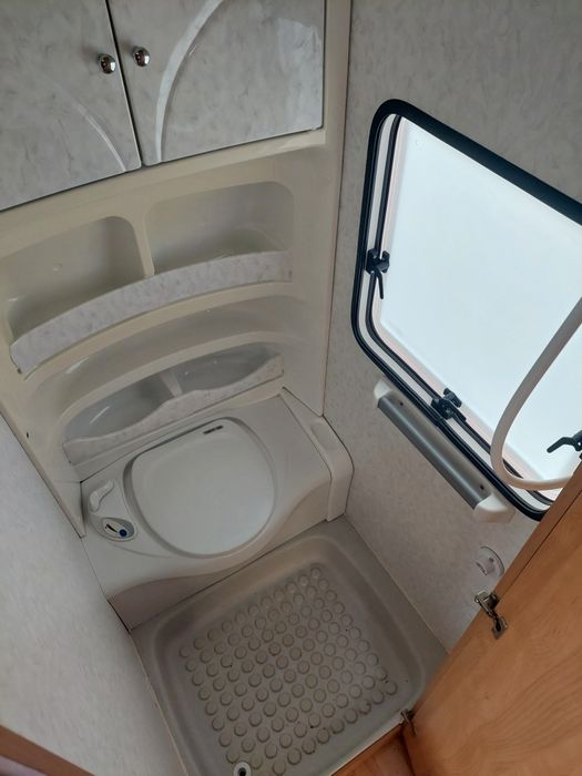 Rulota Hobby de Luxe an 2006,InmatriculataRo,Pat francez, Cort ,Boiler