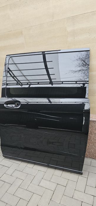 Дверь левая Mercedes-Benz V класс