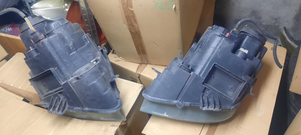 Fiat Ulysse Valeo - оригинален фар