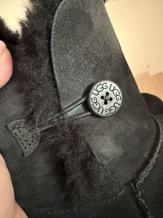 Ghete UGG Bailey Button originale