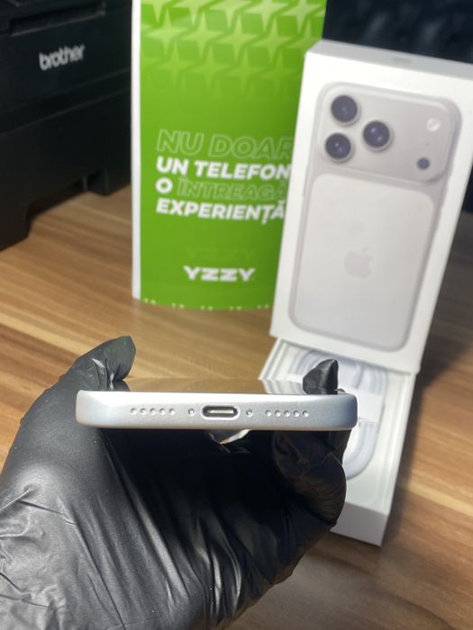 iPhone 17 Pro • 1 TB • Silver