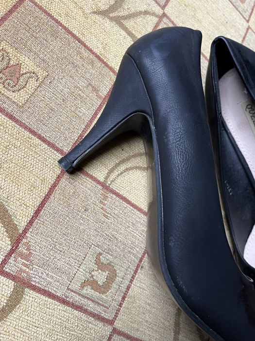 Дамски Обувки има нови и използвани