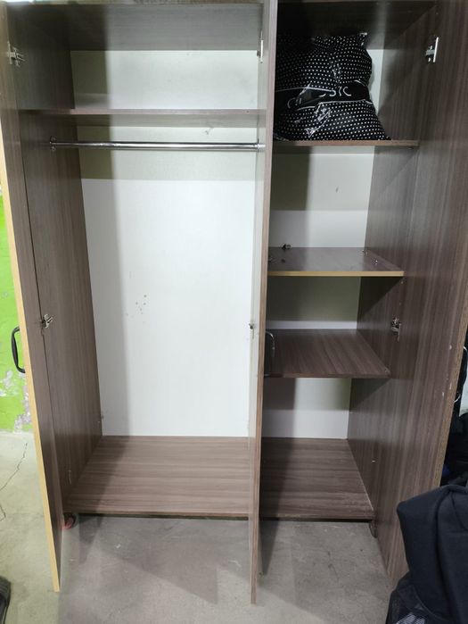 Продам шифоньер отличного качества