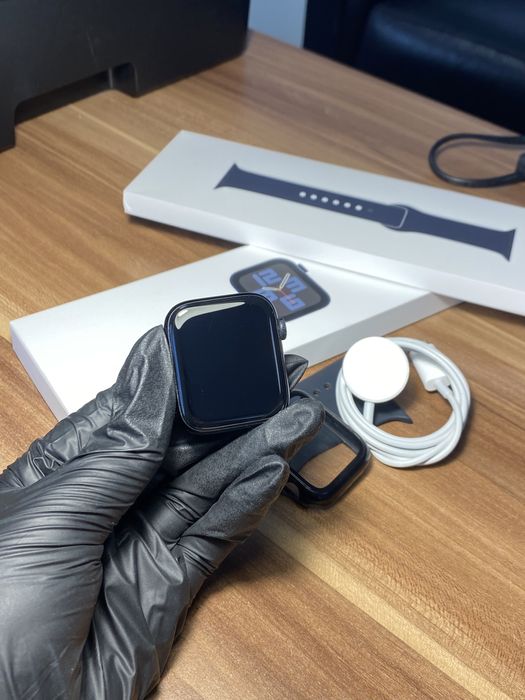 Apple Watch Seria SE / Gen 2 / 44 mm / Midnight