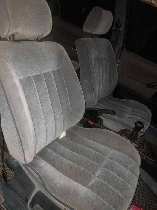 Сидения Пасат Б3, Б-4