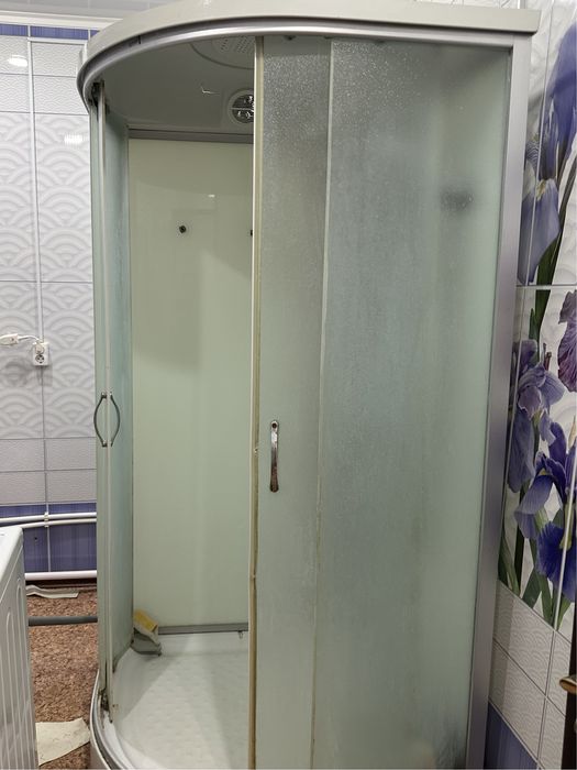 Продам душевую кабину
