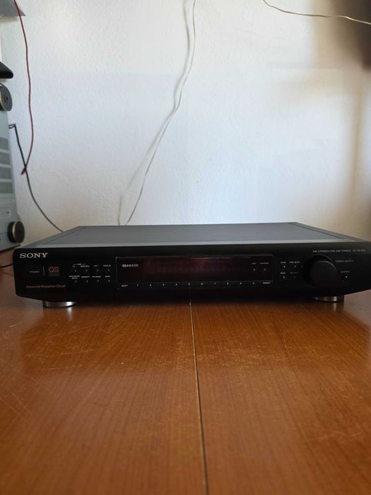Tuner Sony ST-SE700 RDS EON FM/AM, Made in France. Impecabil!