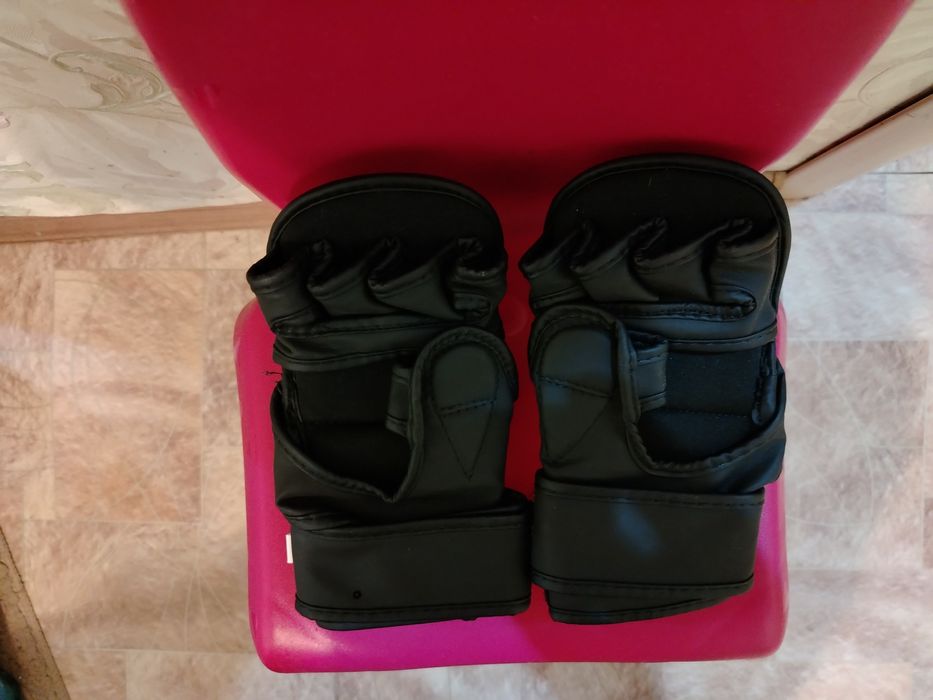 Продам перчатки для рукопашного боя