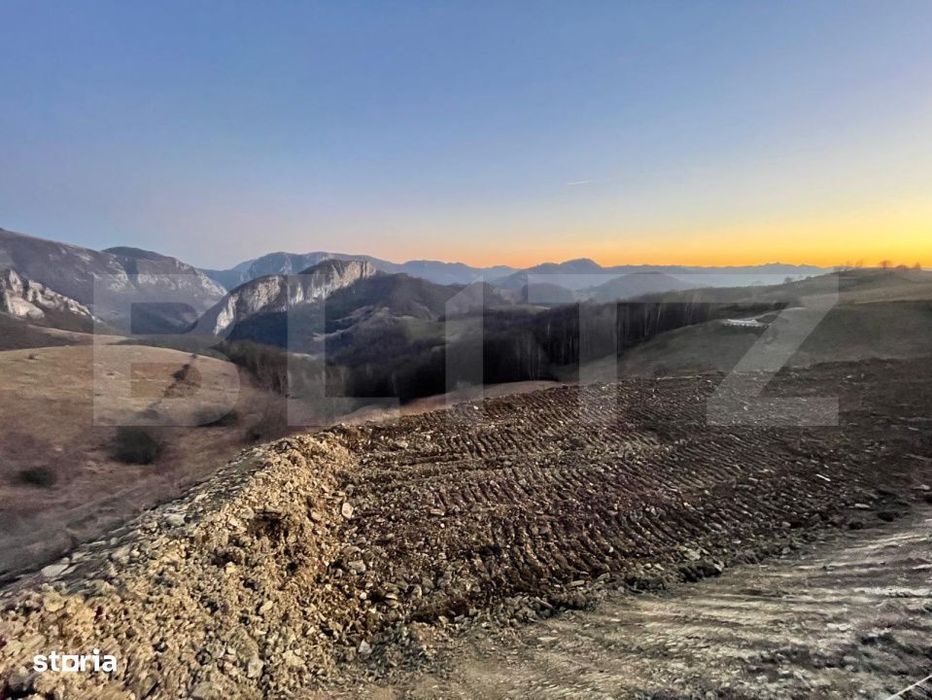 Teren 5200 mp cu view spectaculos Ponor | ideal turistic | langa Belve