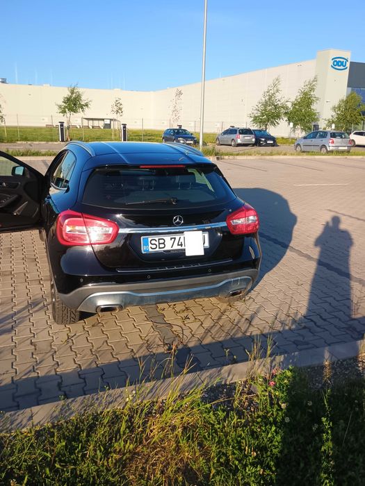 Mercedes Benz GLA