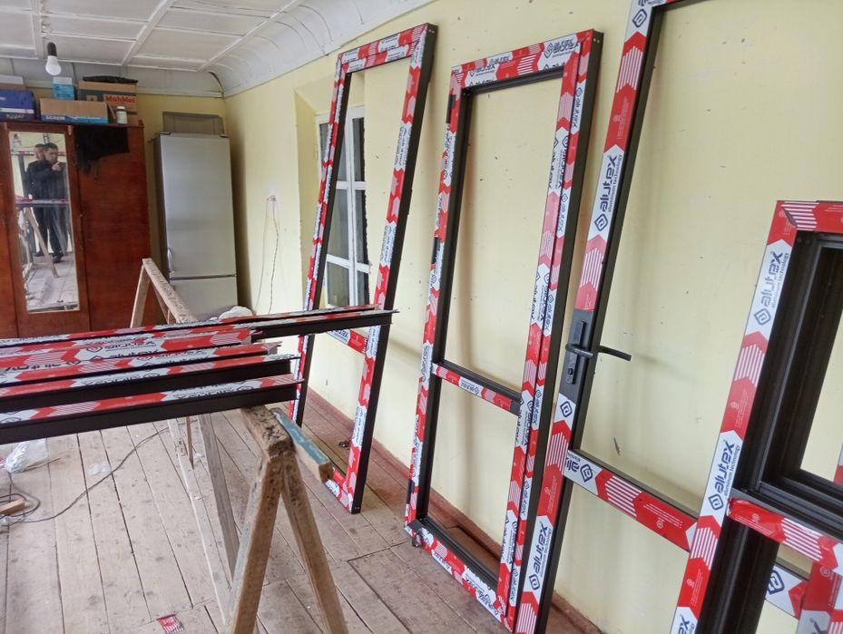 Акфа эшик ва ромлари