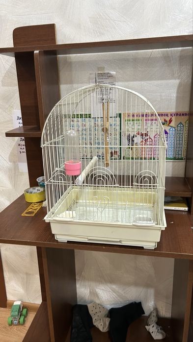 Клетка домик для птиц или попугаев
