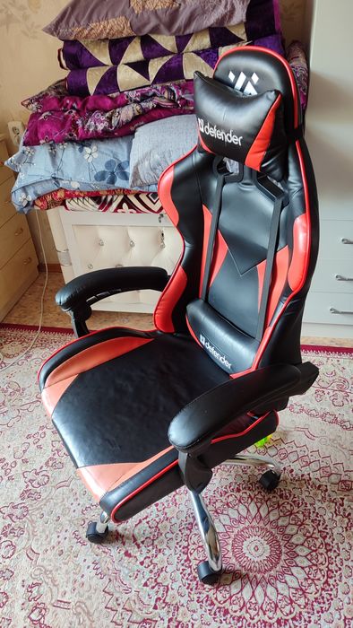 Продам игровое кресло