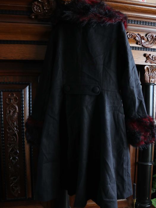 Дамско палто Hell Bunny Rock Noir готик, pin-up, alternative