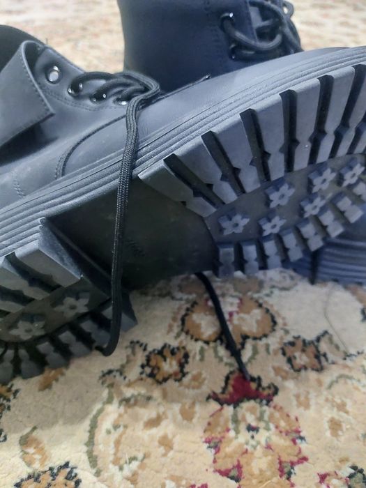 Полусапожки. 2 пары. 38 размер.