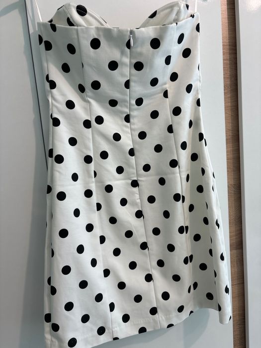 Чисто нова рокля