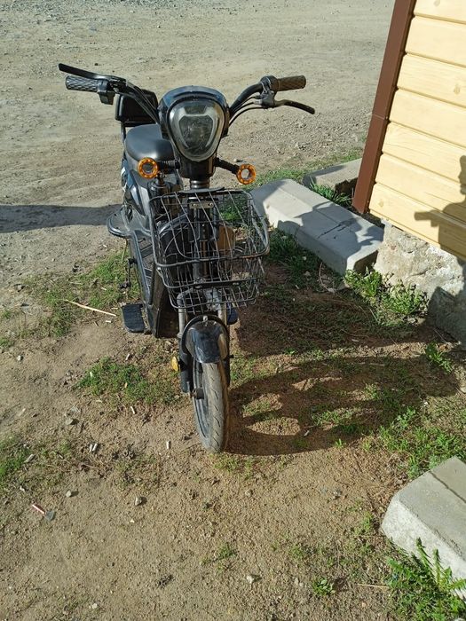 Продам электроскутер недорого