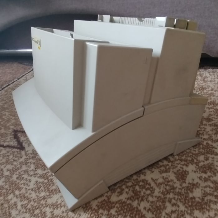 Продам принтер HP