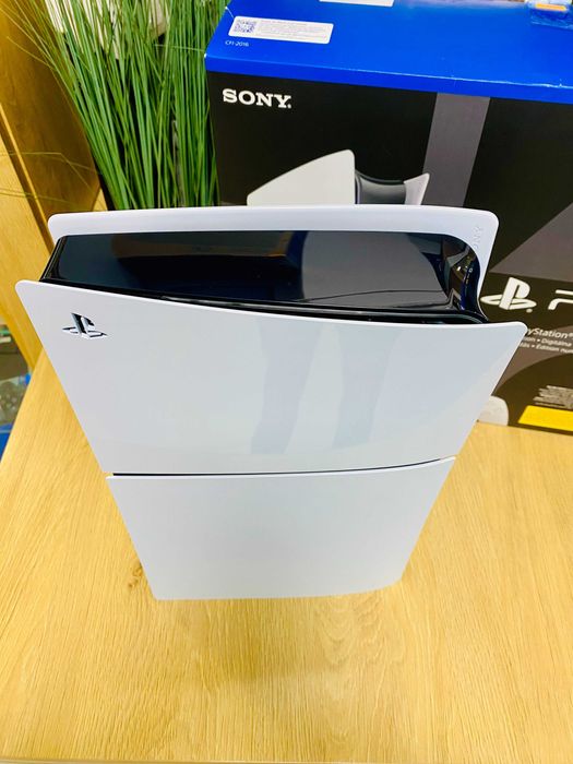 КАТО НОВ !!! Sony Playstation PS5, Digital Edition, 1TB, White
