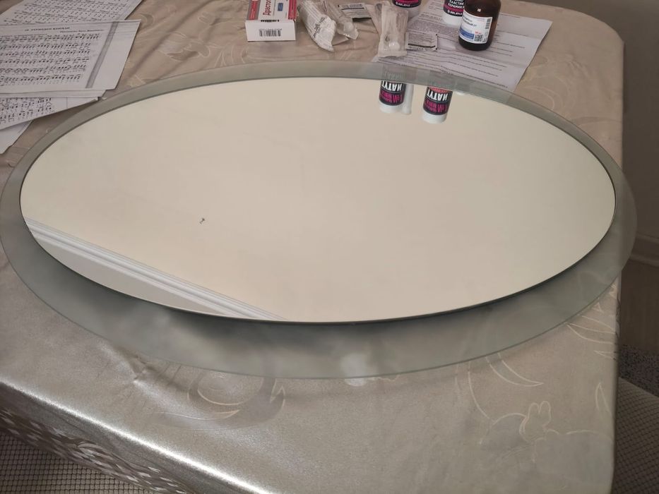 Продам зеркало в отличном состоянии..