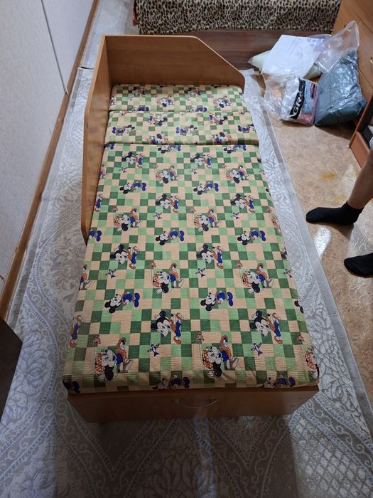 Продам детскую кровать