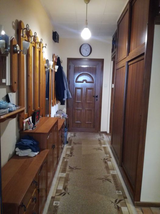 тристаен апартамент в град Казанлък кв. "Васил Левски"