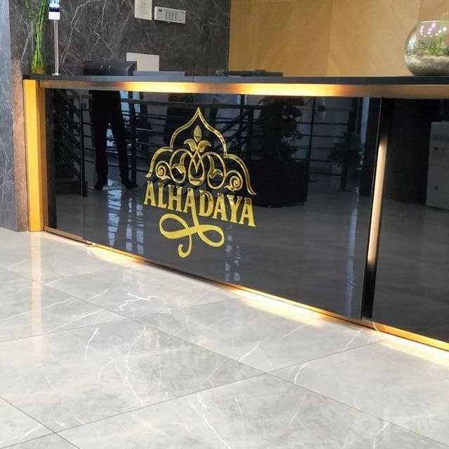 Ташқи реклама тайёрлаш ва ўрнатиш