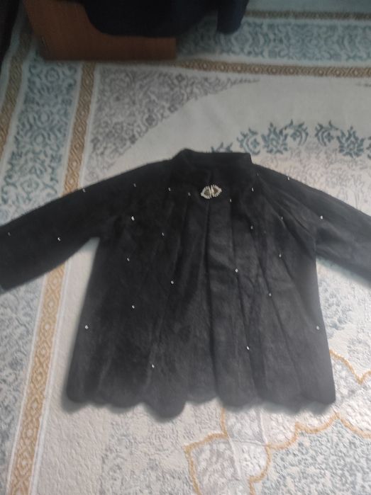 Сырт киімдер сатам