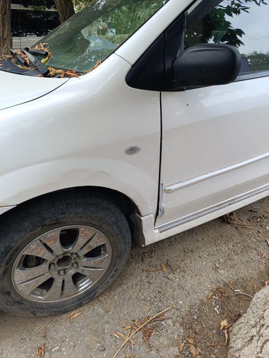 Продам Мазду МПВ минивэн