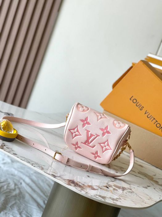 Geanta Louis Vuitton Bumbag