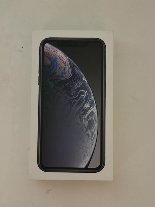 Продается Iphone XR. Все в родном запчасте..