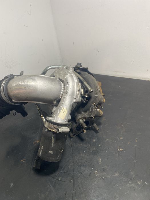Turbina turbo Toyota avenesis 2.2 diesel 2008-2011 D-4D D4D