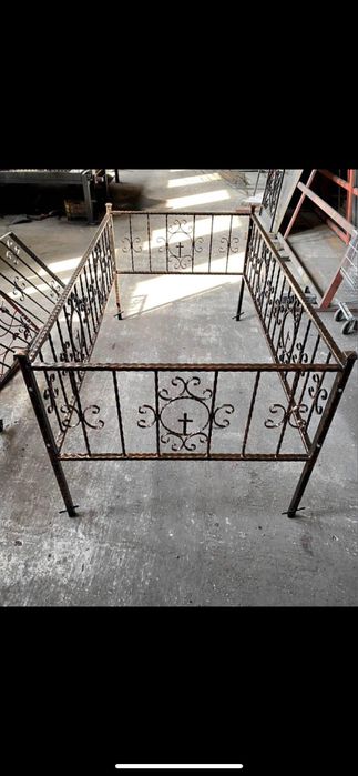 Gărduț cimitir o persoană sau două