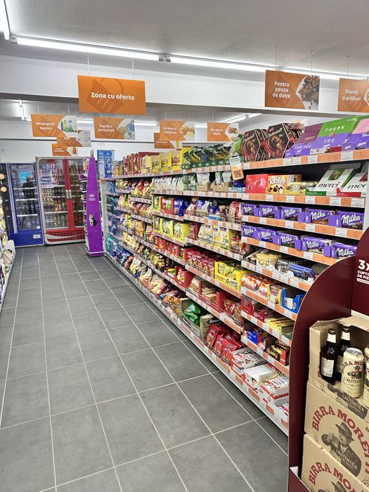 Vând afacere la cheie - magazin alimentar La doi pasi