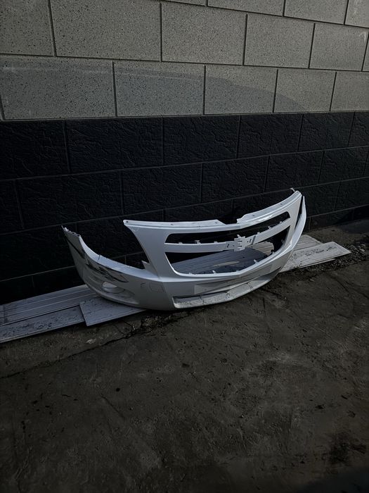 Бампер кобальт родной