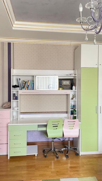 Продам детскую гарнитуру