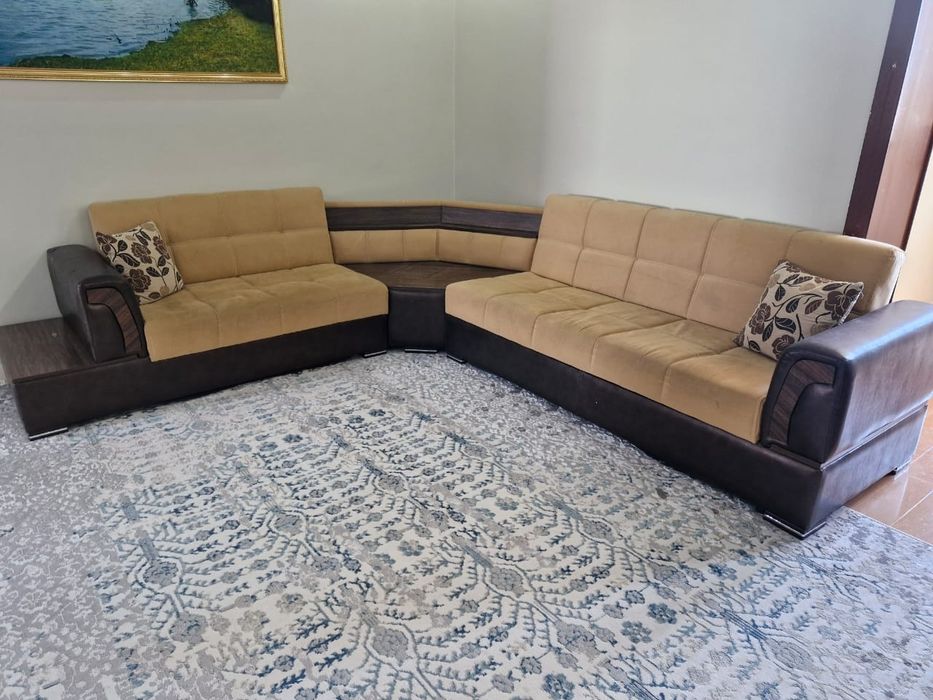 Шикарный удобный диван