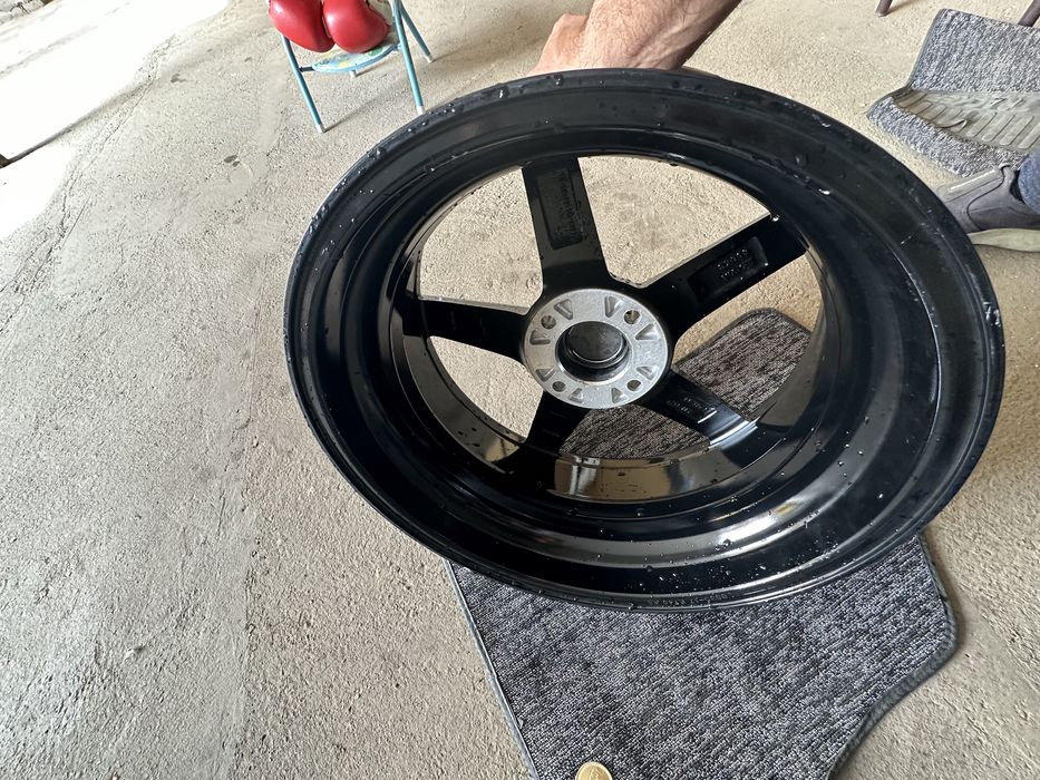 Срочна диска R15 Vossen продам новый