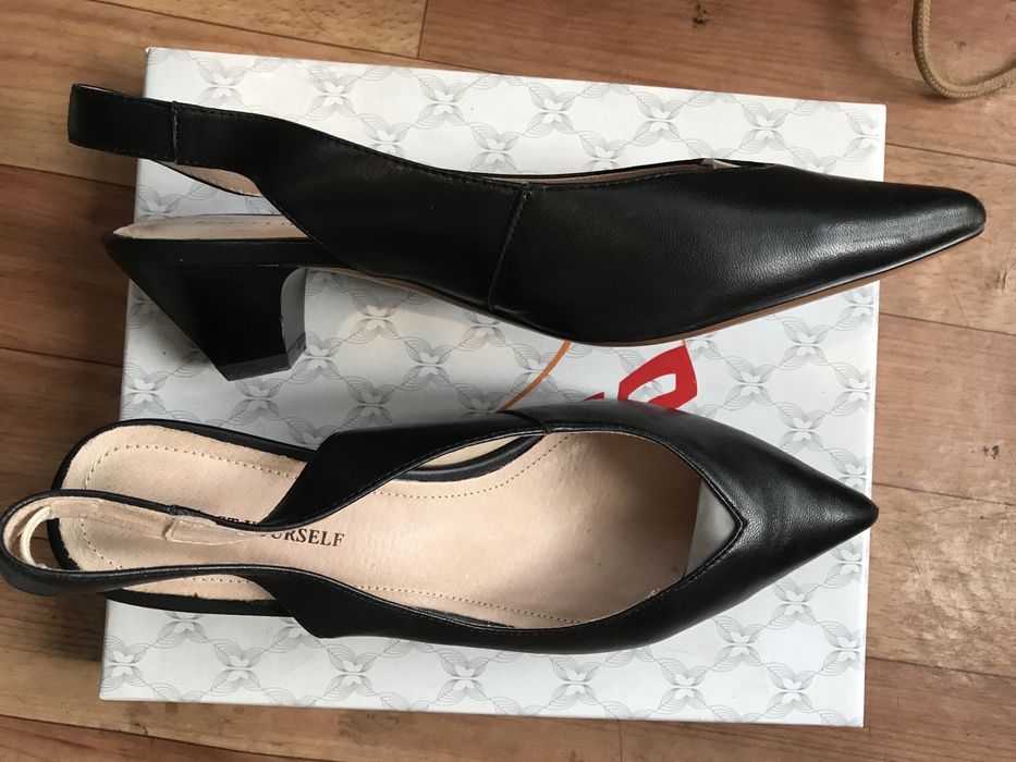 Продам туфли кожзам