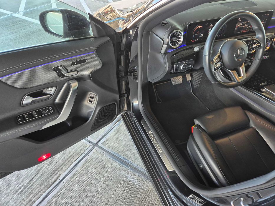 De vanzare Mercedes CLA 2.0 diesel , echipare premium  km garantati