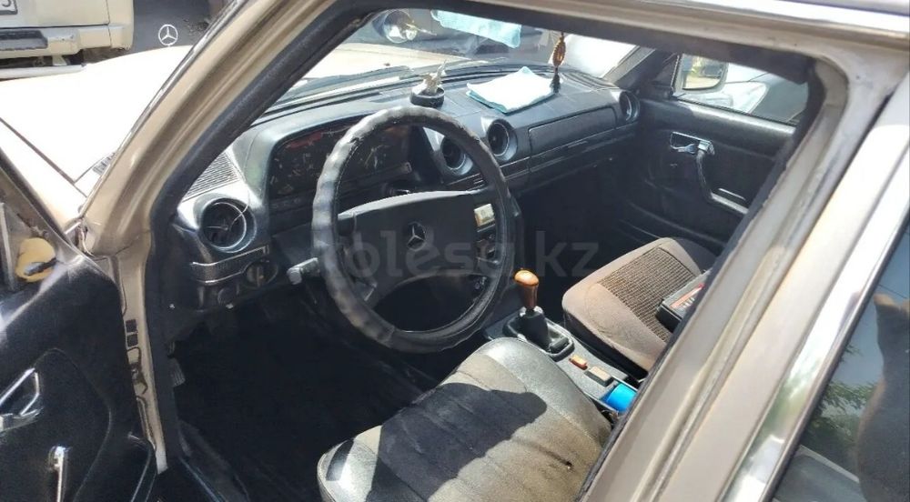 Продам Мерседес 123